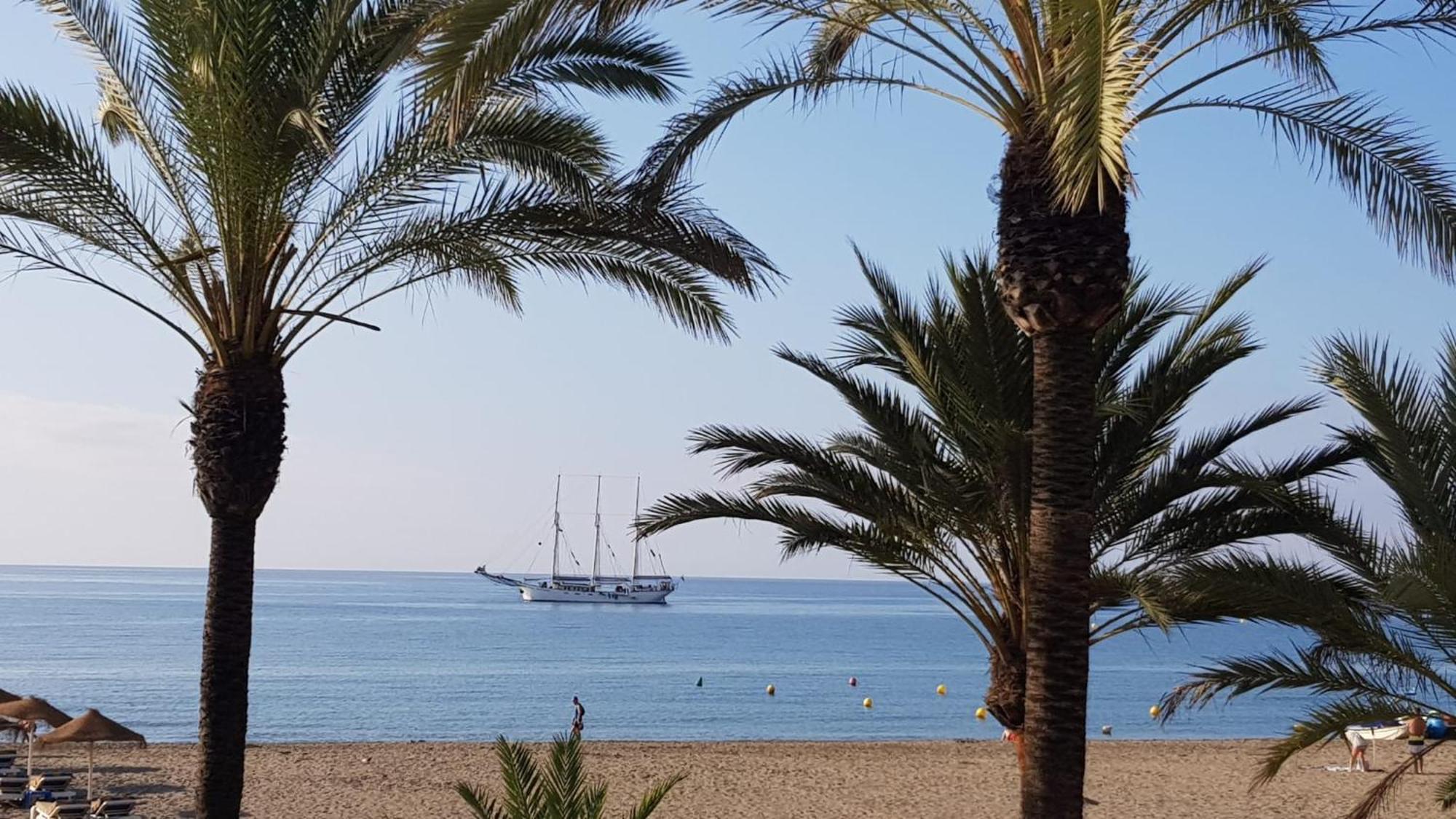 Maite Beach Vibe Benalmadena Bagian luar foto